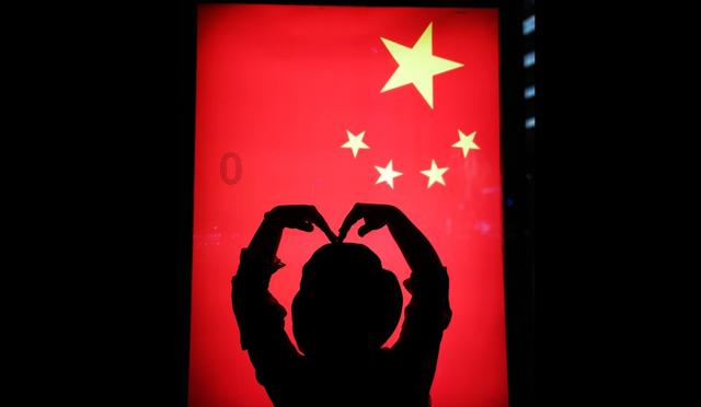 宁至谦阮流筝结局游戏画面